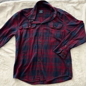 pre loved flannel 🎈